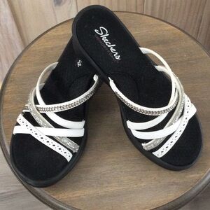 Skechers wedge sandals size 9 like new
